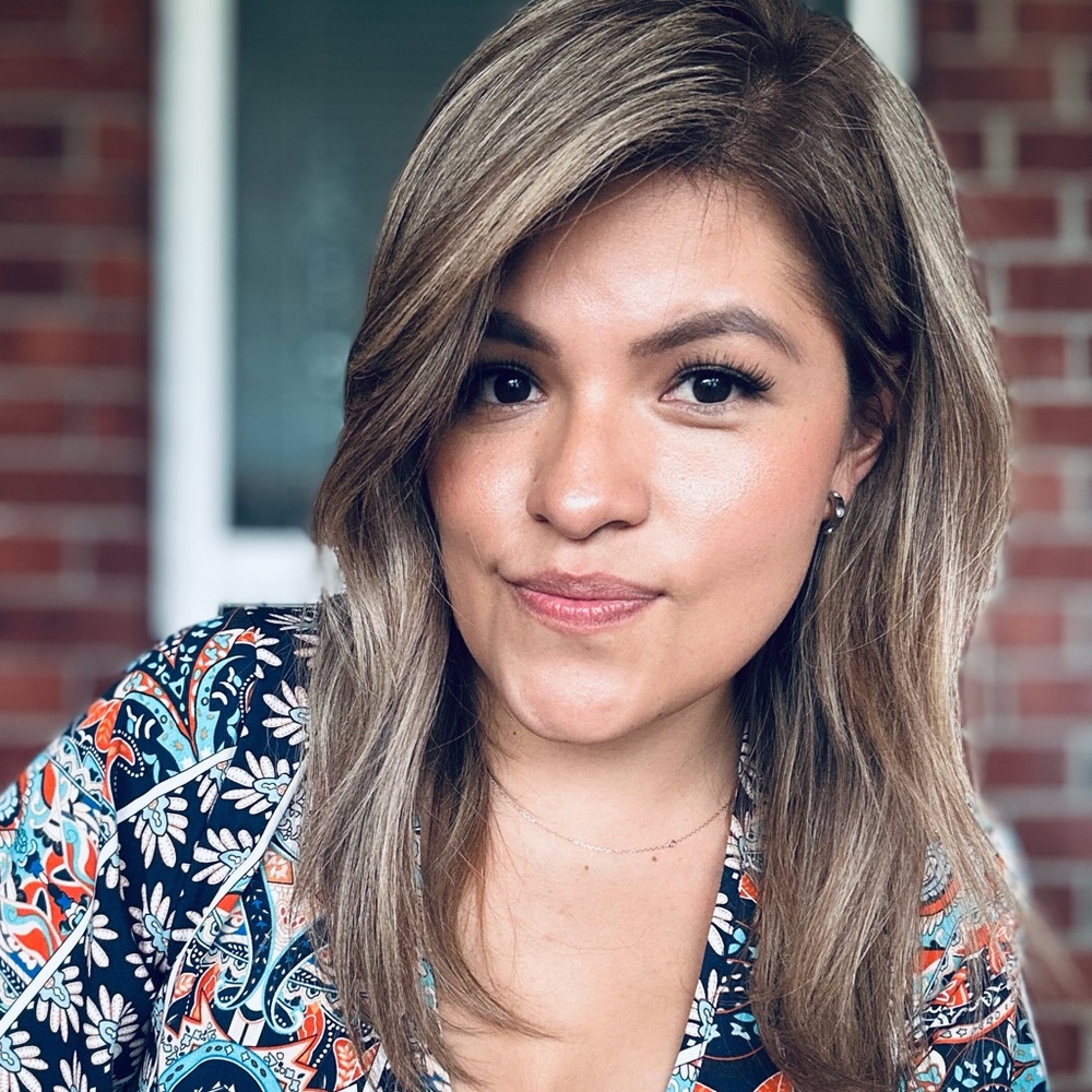 Meet your Posher, Liiz